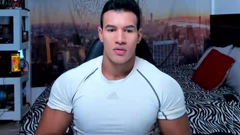 oliver_tommy online show from 10.16.25