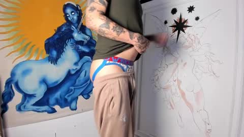 Snapshot of oliver_usher chatting on 01.16.25 Mr Blue Sky online show from 01.16.25