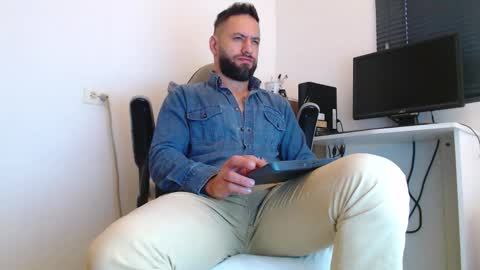 oliver online show from 02.20.26