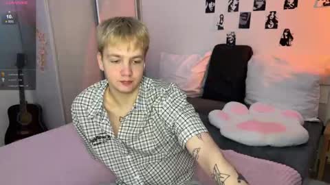 oliver online show from 11.22.25