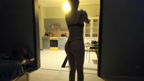 Snapshot of olivia__dream chatting on 06.21.26 olivia__dream online show from 06.21.26