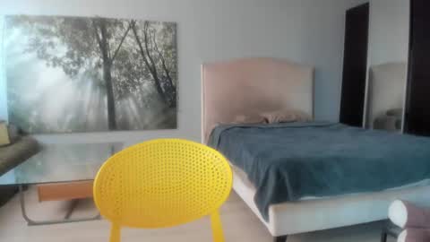 Snapshot of olivia__dream chatting on 07.12.26 olivia__dream online show from 07.12.26
