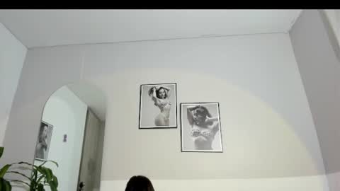 Snapshot of olivia_collisn chatting on 07.12.26 Olivia Collins online show from 07.12.26
