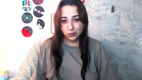 Snapshot of olivia_defo chatting on 10.03.25 olivia_defo online show from 10.03.25