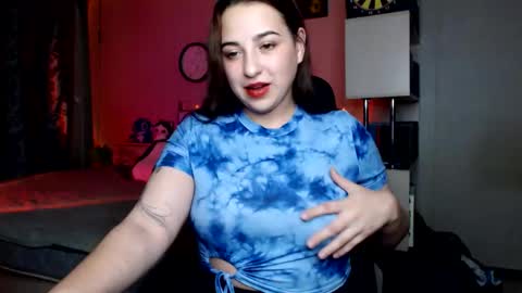 Snapshot of olivia_defo chatting on 10.13.25 olivia_defo online show from 10.13.25