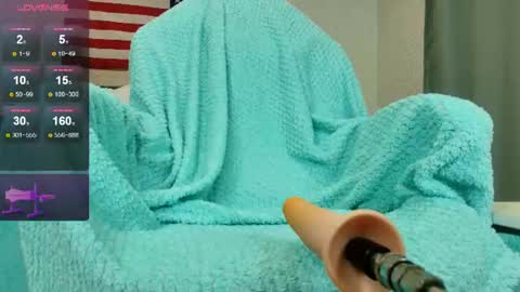 Snapshot of olivia_k_ chatting on 07.08.26 Olivia Hi guys Follow me online show from 07.08.26