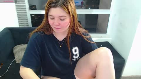 olivia_martine online show from 12.18.24