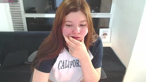 olivia_martine online show from 01.11.25