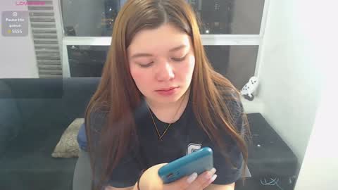 olivia_martine online show from 02.06.25