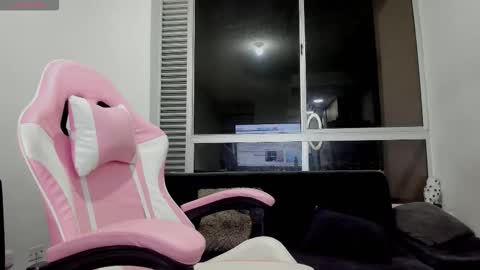 olivia_martine online show from 12.16.25