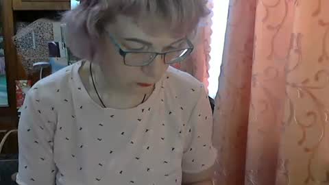 Snapshot of olivia_mia25 chatting on 05.15.26 Olivia Mia online show from 05.15.26