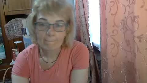 Snapshot of olivia_mia25 chatting on 06.07.26 Olivia Mia online show from 06.07.26