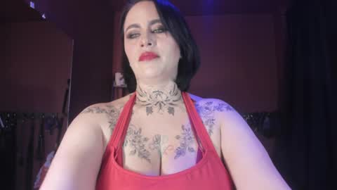 Snapshot of olivia_seex chatting on 12.16.24 online show from 12.16.24