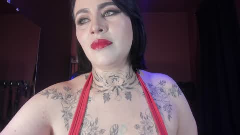 Snapshot of olivia_seex chatting on 12.23.24 online show from 12.23.24
