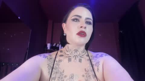 Snapshot of olivia_seex chatting on 02.12.25 online show from 02.12.25