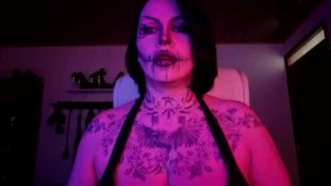 Snapshot of olivia_seex chatting on 10.02.25 online show from 10.02.25