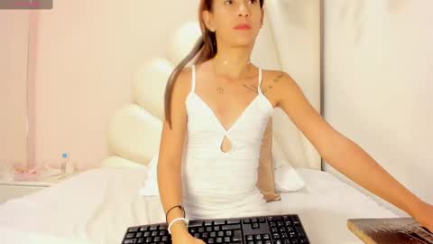 Snapshot of olivia_stevens_ chatting on 02.16.25 Olivia online show from 02.16.25