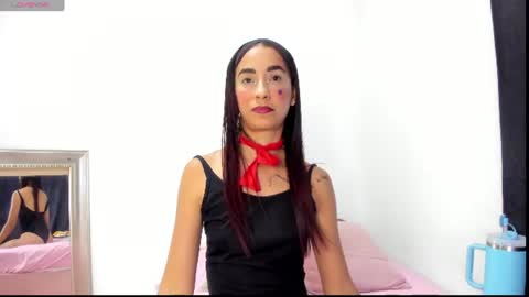 Snapshot of olivia_stevens_ chatting on 06.22.26 Olivia online show from 06.22.26