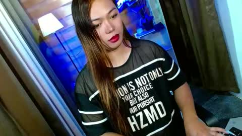 Snapshot of olivia_the_temptress27 chatting on 03.29.26 Miss OLIVIA online show from 03.29.26