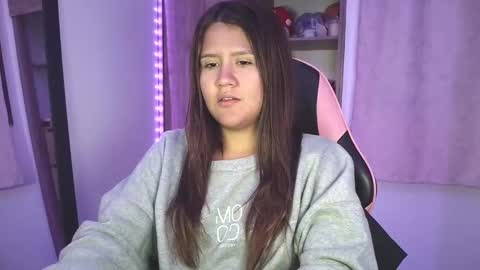 Olivia online show from 10.12.25