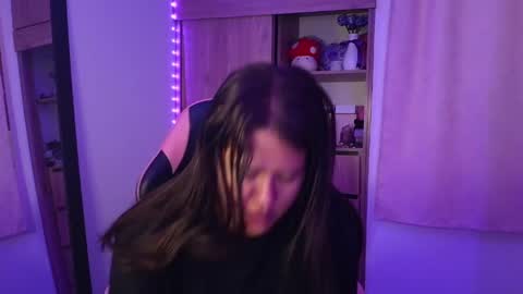 Olivia online show from 04.15.26