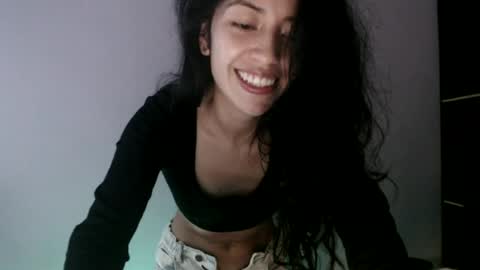 Snapshot of oliviaaa__ chatting on 06.11.26 oliviaaa__ online show from 06.11.26