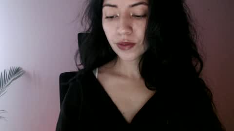 Snapshot of oliviaaa__ chatting on 07.27.26 oliviaaa__ online show from 07.27.26
