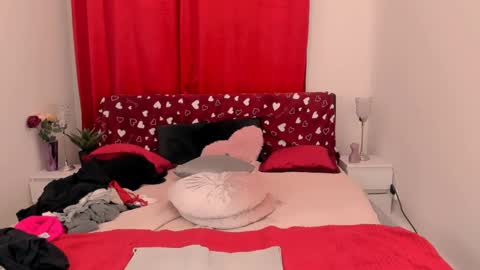 oliviaBeauty online show from 12.02.24