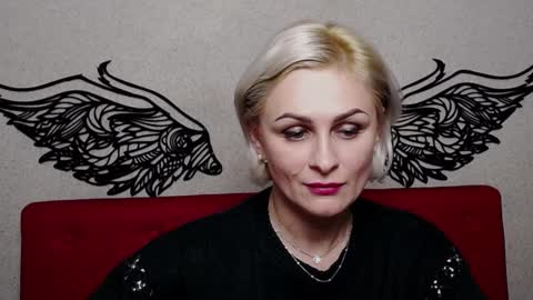 OliviaHorst online show from 12.04.24