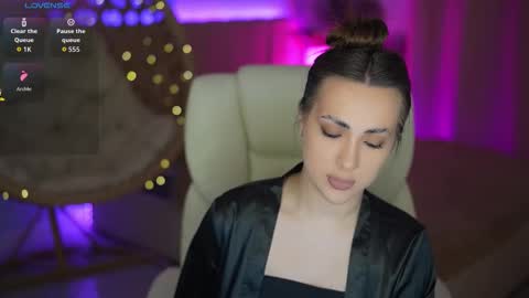 Olivia online show from 03.11.26