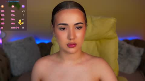Snapshot of oliviamoore_ chatting on 06.17.26 Olivia online show from 06.17.26