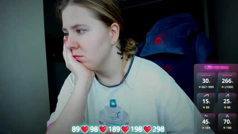 . online show from 11.04.25