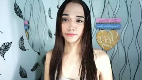 Snapshot of olivianiczxasshieerrraa6 chatting on 06.25.26 NICOLE online show from 06.25.26