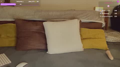 Olivia online show from 03.02.26