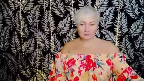 Kelly online show from 10.27.25