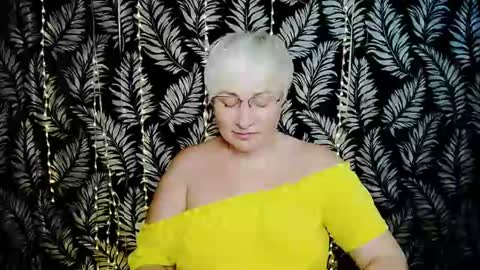 Snapshot of oliviaoskar_ chatting on 06.29.26 Kelly online show from 06.29.26