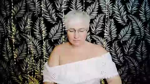 Snapshot of oliviaoskar_ chatting on 07.18.26 Kelly online show from 07.18.26