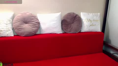 Snapshot of oliviarichi chatting on 04.22.26 oliviarichi online show from 04.22.26