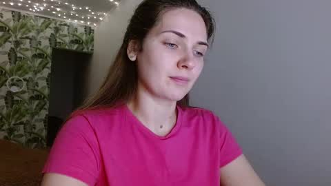 Olivia online show from 01.11.25