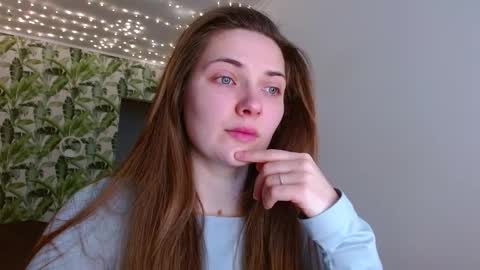 Snapshot of oliviashiny chatting on 01.18.26 Olivia online show from 01.18.26