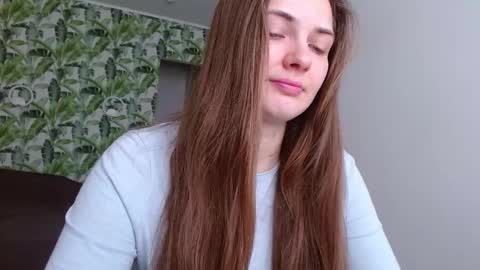 Snapshot of oliviashiny chatting on 02.05.26 Olivia online show from 02.05.26