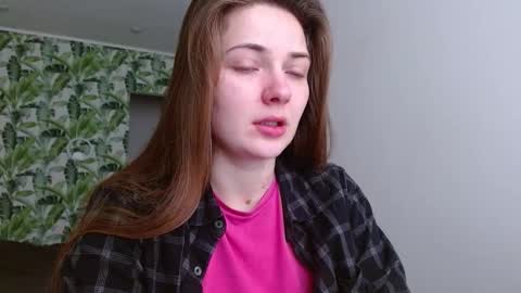 Snapshot of oliviashiny chatting on 02.14.26 Olivia online show from 02.14.26