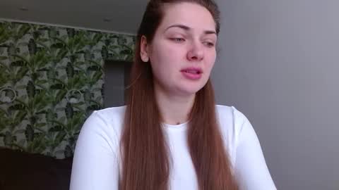 Snapshot of oliviashiny chatting on 02.15.26 Olivia online show from 02.15.26