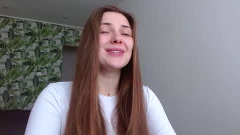 Snapshot of oliviashiny chatting on 03.01.26 Olivia online show from 03.01.26