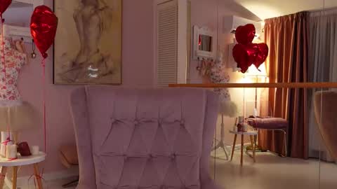 Snapshot of oliviasway chatting on 02.26.26 OliviaSway online show from 02.26.26