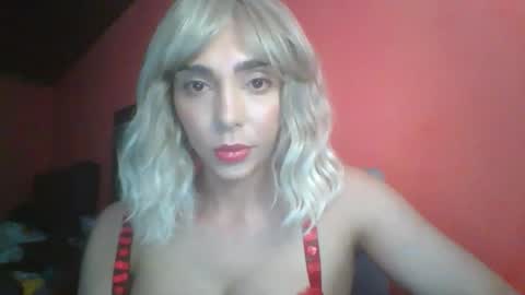 Snapshot of oliviazalabaria chatting on 02.12.26 oliviazalabaria online show from 02.12.26