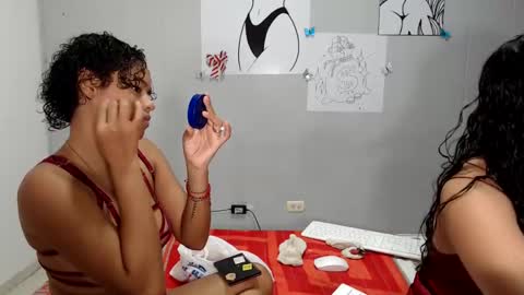 Snapshot of oliviiah chatting on 02.11.25 oliviiah online show from 02.11.25