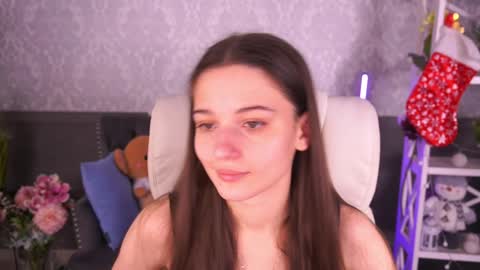 Snapshot of olivkablush chatting on 12.30.24 Olivia online show from 12.30.24