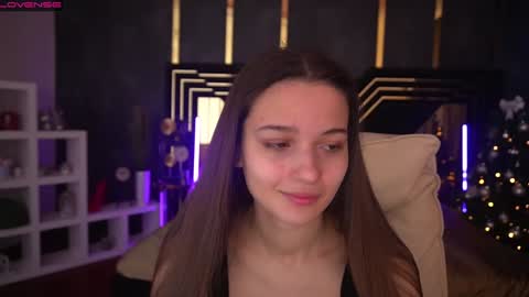 Snapshot of olivkablush chatting on 01.11.25 Olivia online show from 01.11.25