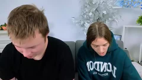 Snapshot of ollistiw chatting on 11.30.25 Olli and Stiw online show from 11.30.25